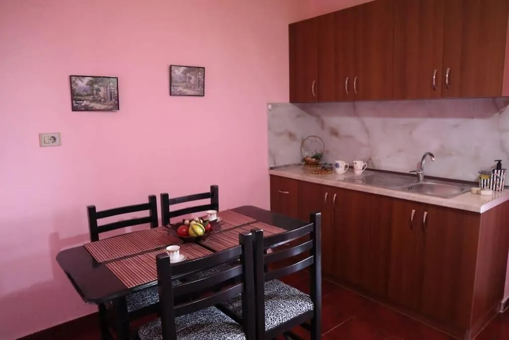 Cozy Apartment 2 Shkoder